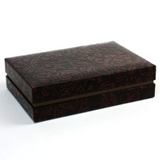 Karton in Postkartengröße