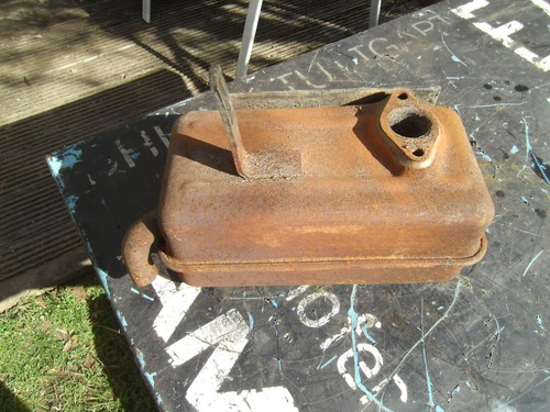 Agria 2700 auspuff anbau - 2700,