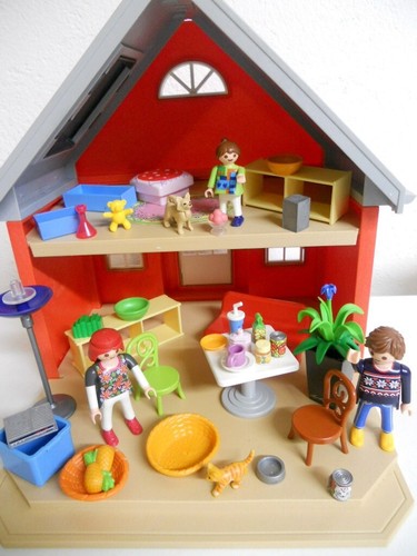 Wohnhaus einfamilien haus - haus, +
