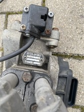 Original IVECO 504052063 Bremsventil Knorr Bremse DX65B