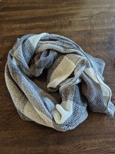 Schal grau weiß lang breit weich