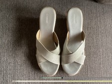 Neue Sommer Pantoletten Gr. 40