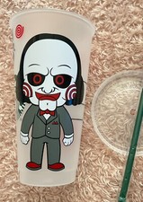 Stichsäge aus Säge Starbucks Cold Cups 24 Unzen