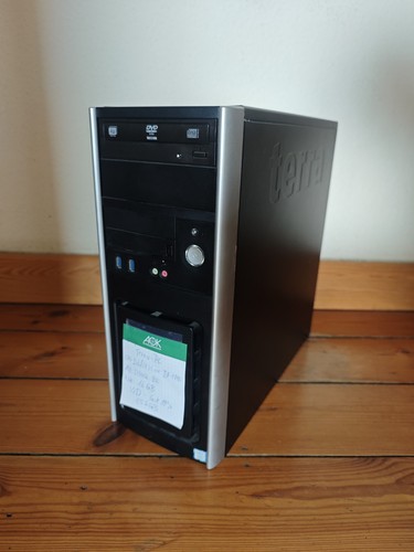 Tower terra 6700 16gb - pc,