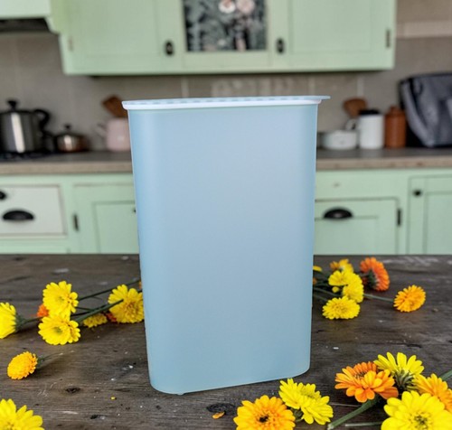 Tupperware quadro storage - tupperware,