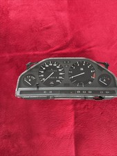BMW E30 Tacho 1381851 NFL Km Stand 162555