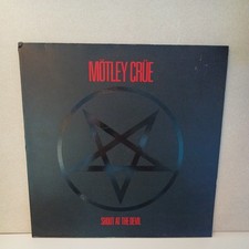 Mötley crüe shout at the - crüe,