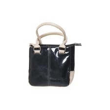 Daniel Ray, Handtasche