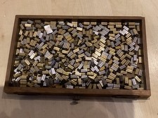 Alte Feuerzeug Teile in