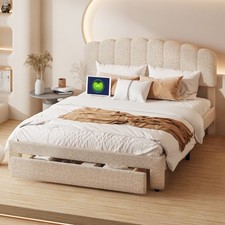 Doppelbett 160x200 cm mit USB