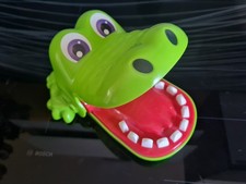 Kinderspiel Croco Kroko Doc Hasbro Spiel Action Fun, Krokodil Arzt Zähne Ziehen