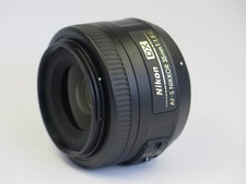 Nikon Nikkor AF-S DX 35mm F/1,8G Objektiv