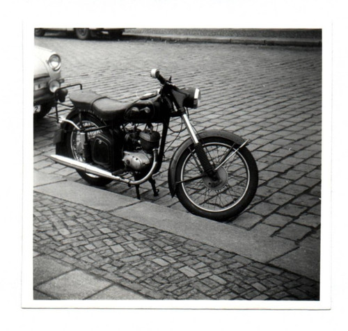 Foto altes motorrad der - mz,