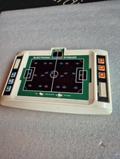 Electronic Striker - Tomy - Game LED Game Table Top
