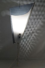 50iger Jahre Zugschalter Wandlampe Gitter weisser Schirm E14 Fassung