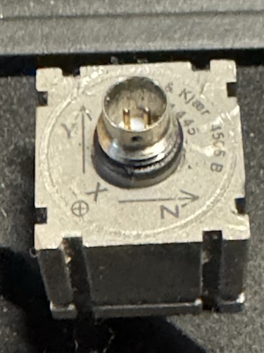 Bruel kjaer triaxial - &,