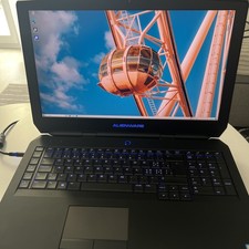 Alienware 17 R3 Gaming Bundle