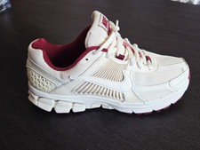 Nike Zoom Vomero 5 Größe 38.5  Valentines Day gebraucht sehr guter Zustand