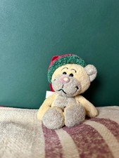 Pimboli mit Weihnachtsmütze