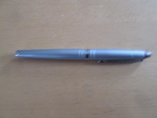 1990er rOtring Patronen Füller mit MEDIUM Stahl Feder in matt Stahl