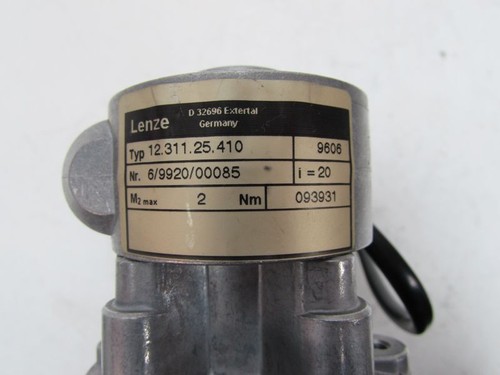 Lenze servomotor 121 - servomotor, 13.121.35.220