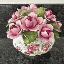 Royal Albert Lavender Rose großer handbemalter Rosentopf. RAR
