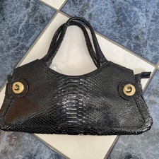 schicke schwarze Handtasche