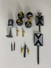 Spur 1: U.a. KM1 - Diverses Zubehör für Gleis und Strecke