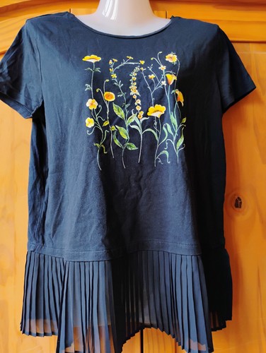 Hübsches dunkelblaues shirt - hübsches,