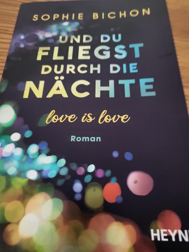 Und fliegst durch die - du,