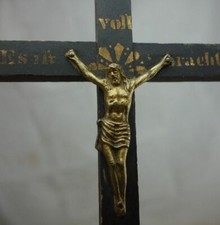 altes Sterbekreuz Es ist