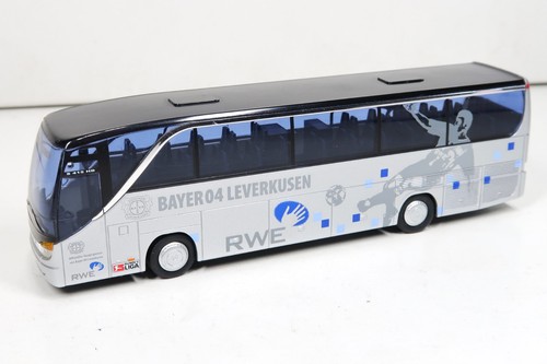 Awm mannschaftsbus bayer - awm, "bayer