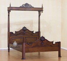 Himmelbett Mahagoni-Alpenveilchen