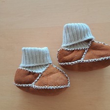 Baby Lammfellschuhe Gr. 16