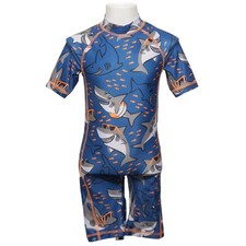 George, Sonnenschutzkleidung