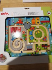 HABA Magnetspiel Stadtlabyrinth Interaktives Lernspielzeug für Kinder ab 2 Jahre