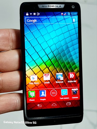 Motorola razr xt890 - motorola, (vodafone)