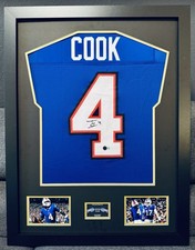 James Cook signiertes Buffalo