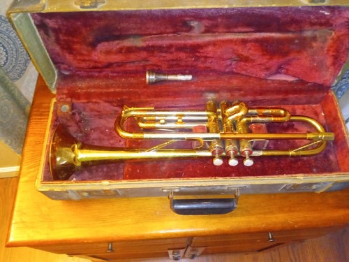 Getzen super deluxe trumpet - getzen,