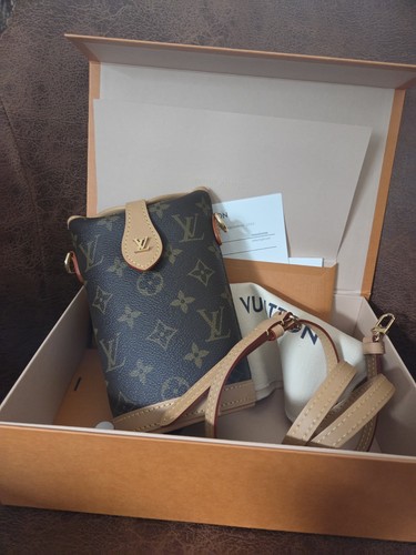 Original louis vuitton fold - louis,
