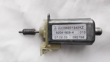Mercedes Benz CLK 500 W209 Sitzverstellung Elektromotor A2038201342KZ