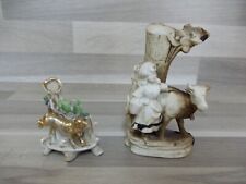 Vintage / Antik 2 Figuren Vasen Porzellan Mädchen mit Kuh und springende Hund