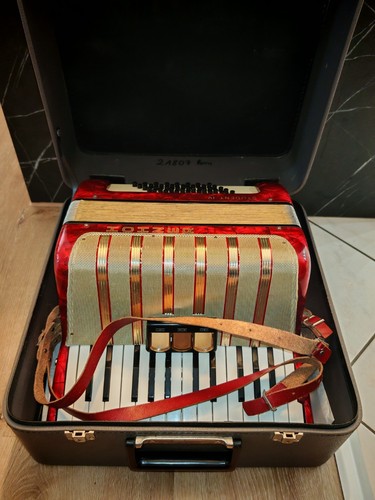 Akkordeon hohner student - hohner, iv
