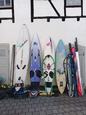 4 Surfbretter, 5 Masten, 6
