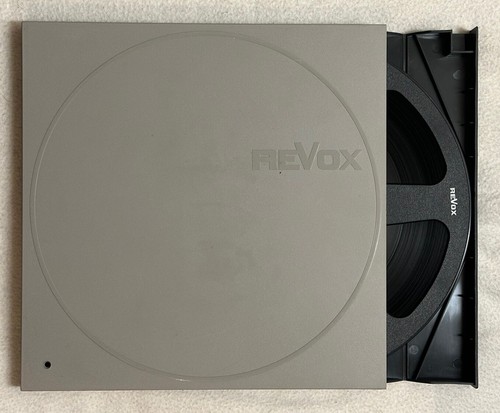 Revox plastik kunststoff - ,