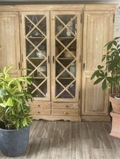 Schrank masiv Holz Pienienholz Wohnzimmer Eszimmer usw