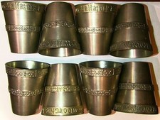 8 Relief Zinnbecher - Caspar