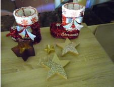 weihnachtsdeko 2 Weihnachtsstiefel und Sternendeko