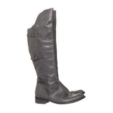 Roby & Pier Venezia, Stiefel