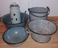 Emaille Eimer, Milchkanne, Schale, Sieb, Schaumkelle blau-weiß Konvolut